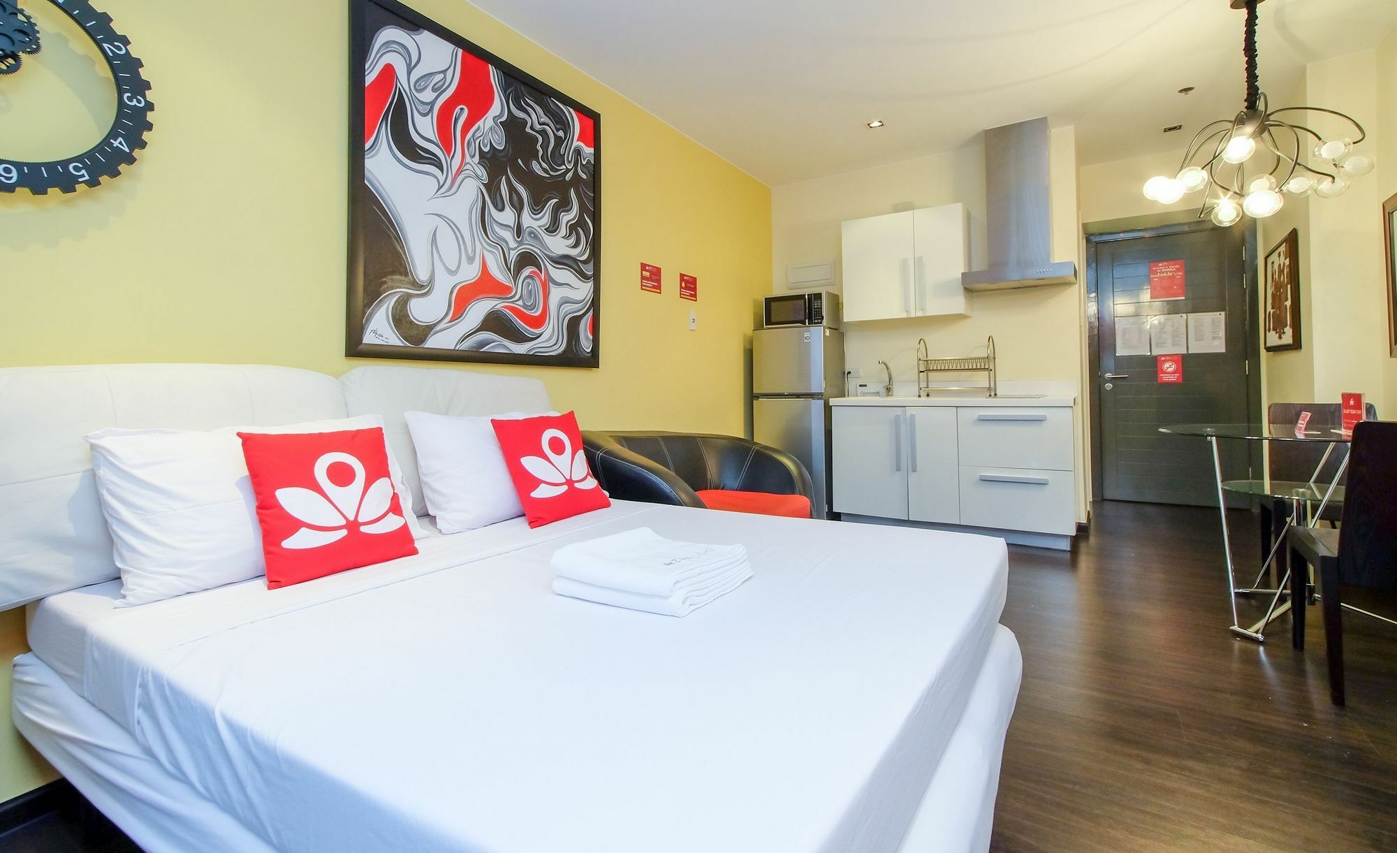 Zen Home Knightsbridge Residences Makati Makati City Esterno foto