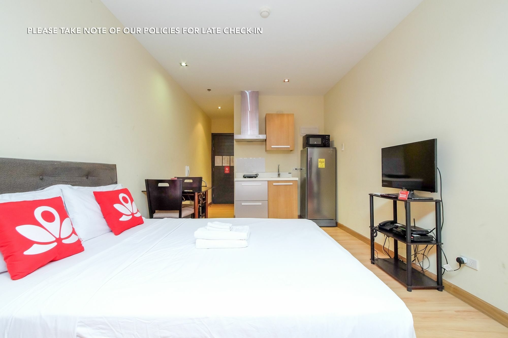 Zen Home Knightsbridge Residences Makati Makati City Esterno foto